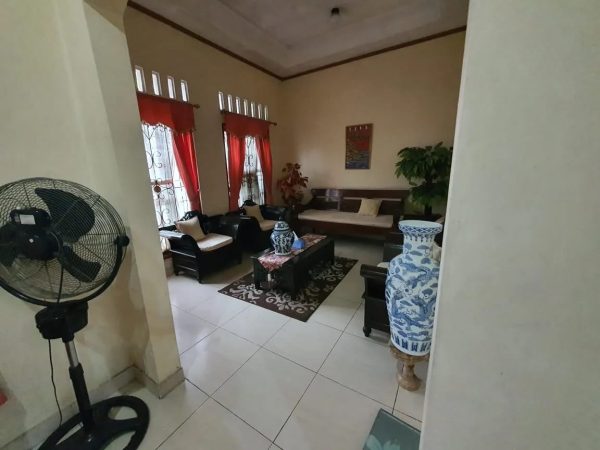 Ilustrasi proyek perumahan dan konsultasi sales properti digital marketing